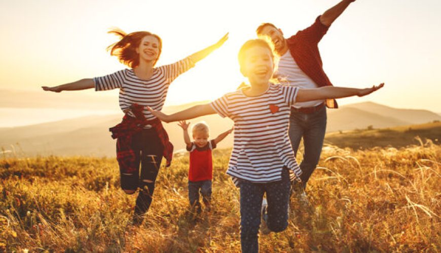 ۱۰ مورد از فواید شگفت انگیز سفر کردن